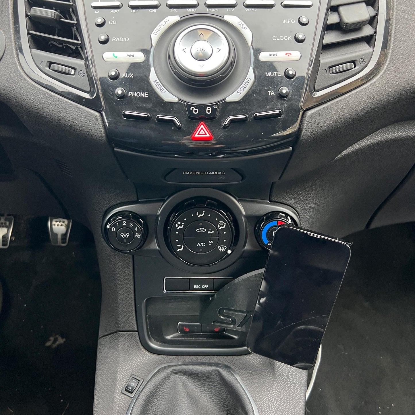 Ford Fiesta ST Mk7 Magnet Magsafe Phone Holder Cubbyhole Fill